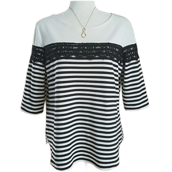 Jules & Leopold Tops - Jules & Leopold Black Cream Striped Top Lace Trim